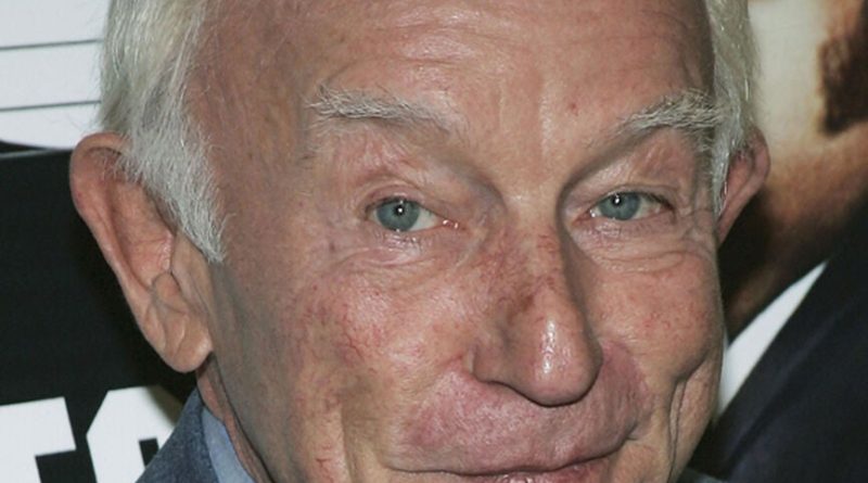 How did Henry Gibson die cause of death