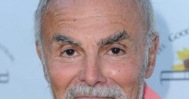 How did John Saxon die cause of death